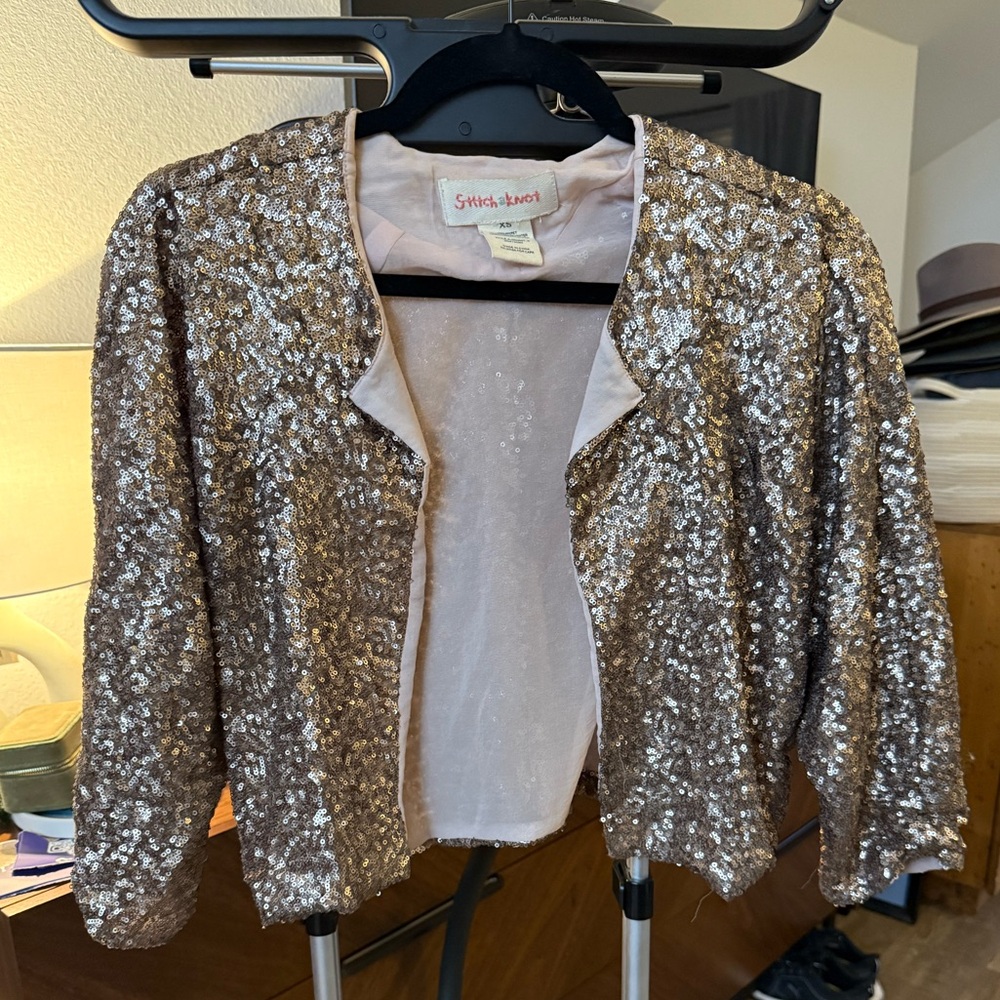 Anthropologie (Stitch &Knot) - Champagne Sequin Cropped Cardigan Size xs